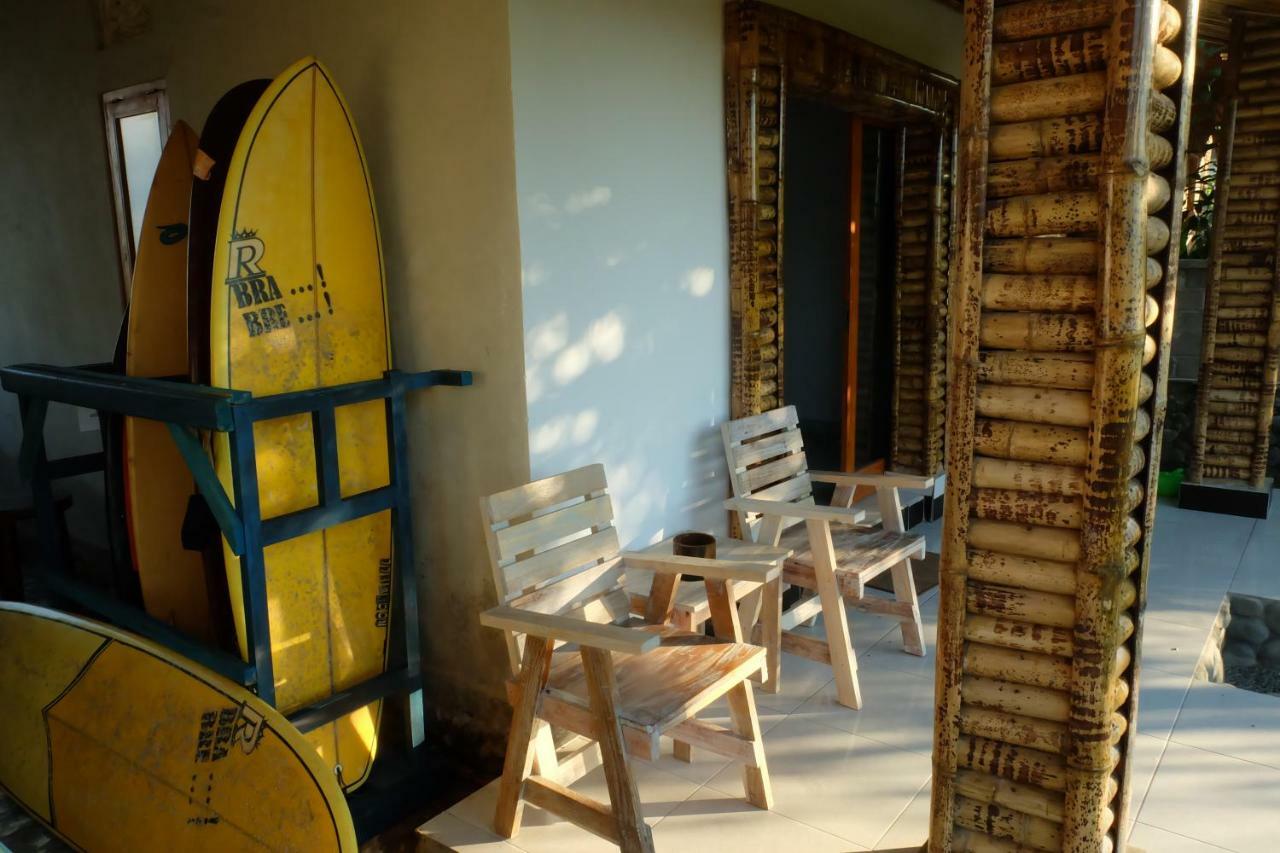 The Nyamo Surf & Stay Pulukan Εξωτερικό φωτογραφία